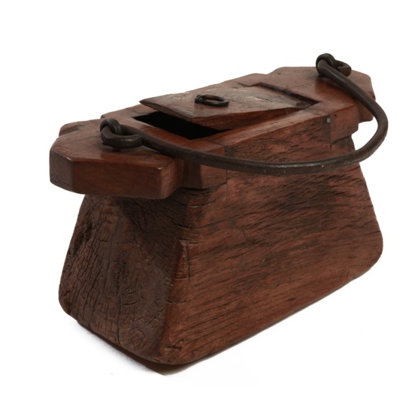Παραδοσιακό Ινδικό Ξύλινο Κουτί με Καπάκι & Σιδερένια Λαβή